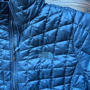The Northface Women Thermoball jacket size L